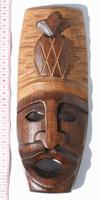 木製のマスク