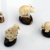 Figurines petites tagua