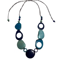 Collane di tagua fatte a mano - Eleganza ecologica